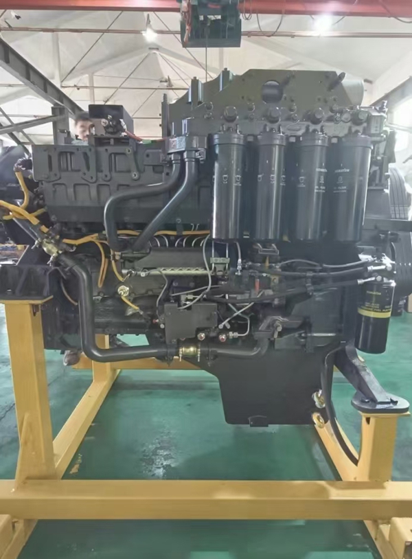 PC1250-8發(fā)動機總成